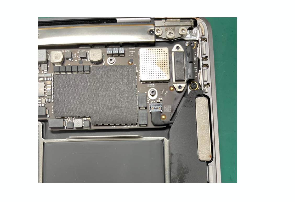 dallas-tx-macbook-liquid-damage-ic-chip-burnt-repair